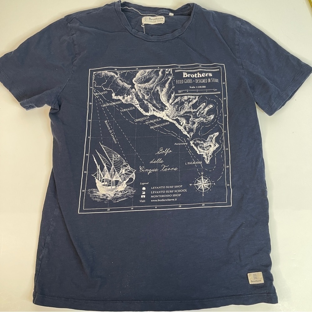 Cinque Terre Italy T-Shirt Navy Blue Size Medium